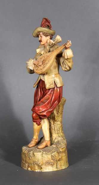 null Ecole Moderne.

Le troubadour.

Sculpture en céramique polychrome. 

H : 40,5...