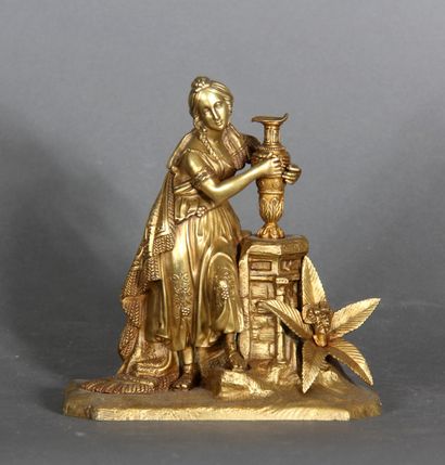 null Modern school. 

Young woman at the well.

Bronze sculpture.

H: 21 cm

L :...
