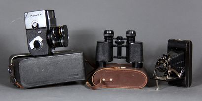 null Lot : 

- MONCLAIR pair of 8 x 30 fluoride binoculars in original case

KODAK...