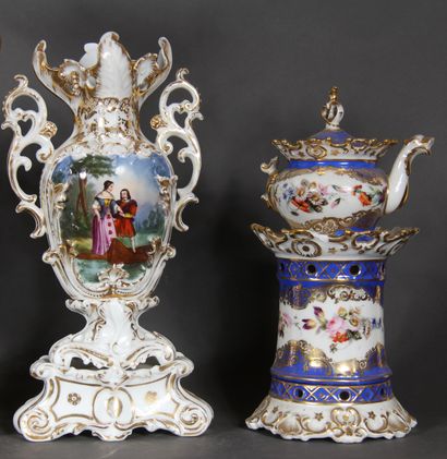 null Lot : 

- Five mismatched white polychrome and gilt porcelain vases with moving...