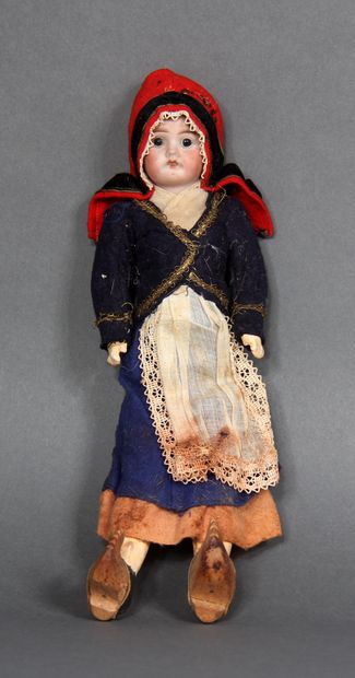 null FLEISCHMAN

Provincial doll with porcelain head and boiled cardboard body

H...