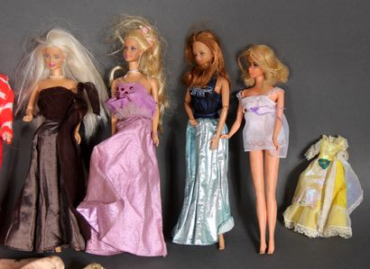 null MATTEL

Barbie 1966 China, Barbie 1966 Taiwan, Barbie 1966 brown legs China,...