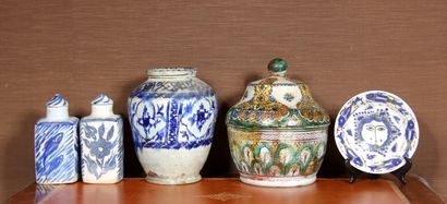 null Lot de vases en céramique, Afrique du Nord (éclats, accidents)