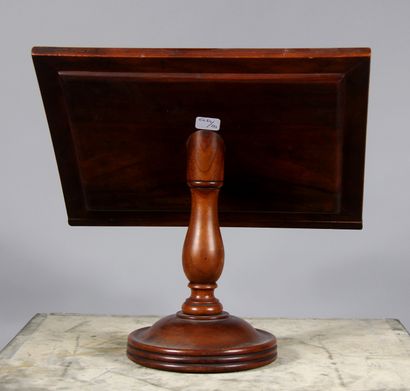 null Small lectern on a pedestal in natural wood and tapestry with small points,...
