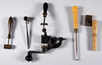 null Set of instruments for making balls