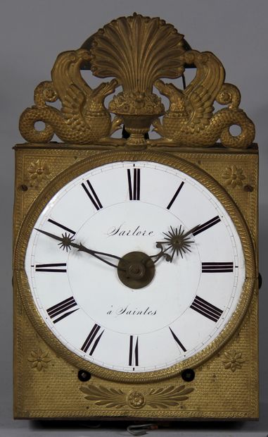 null Brass comtoise movement signed SARTORE in Saintes (rust pitting), with its balance...
