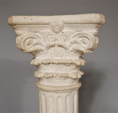 null Pair of reconstituted stone saddles in the form of Corinthian columns 

H: 95...