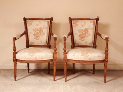 null A pair of armchairs and a pair of cabriolet chairs in natural wood, with detached...