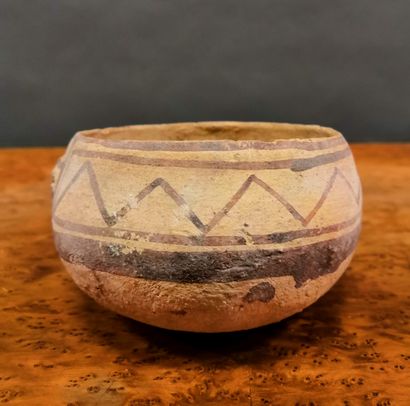 null Bowl with geometric decoration

Chancay culture, Peru

Late Intermediate, 1200...