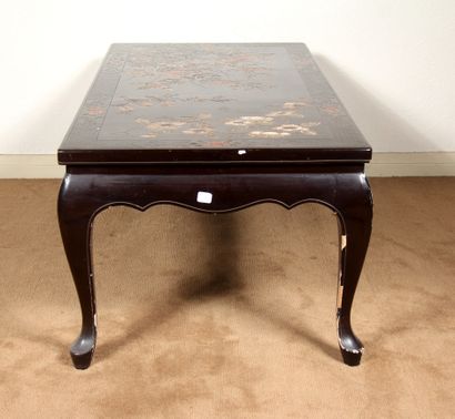 null Black lacquered wood coffee table with polychrome decoration of flowers, modern...
