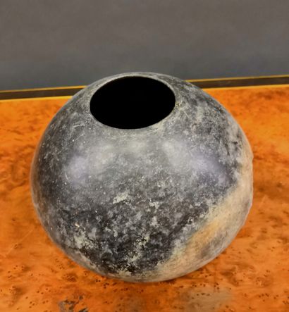 null Vase globulaire

Culture préhispanique

Pérou

Céramique