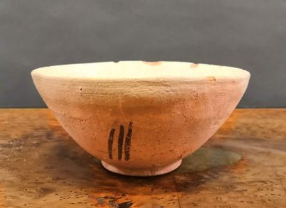 null Simple bowl

Pre-Hispanic culture

Peru

Ceramic
