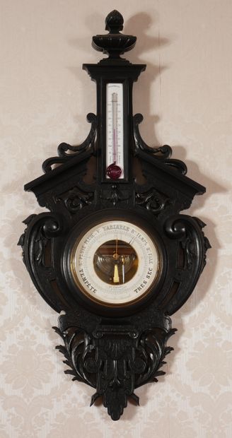 null *Baromètre-thermomètre en bois noirçi

80 x 38 cm.