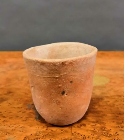 null Petit vase simple

Culture préhispanique

Pérou

Céramique