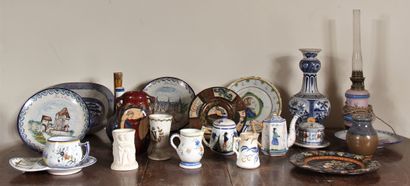 null DESMANT - QUIMPER and others

Lot of ceramic vases (accidents, restorations...