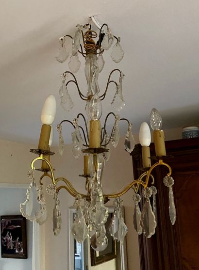 null Metal chandelier with six lights

H: 73 D: 50 cm.