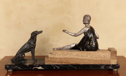 null Ecole française vers 1930

Femme au chien

Sculpture en régule patiné sur socle...