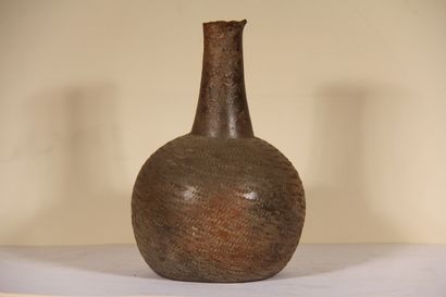 null Vase à long col

Culture Chimú, nord du Pérou

Intermédiaire récent, 1100-1450...