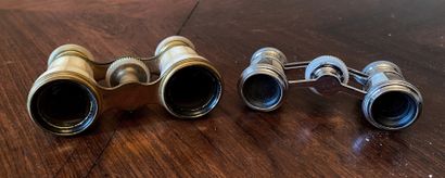 null CARPENTIER and Miscellaneous binoculars

Two pairs of binoculars in metal and...