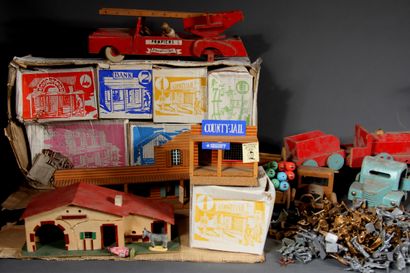 null Lot :

- 3 wooden vehicles, one with a trailer (50 cm for the longest)

- a...