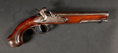 null Walnut percussion pistol, 19th century.

L : 30 cm.