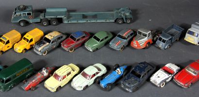 null DINKY TOYS and others

33 vehicles 1/43ème of which cars, planes (3), utilities...
