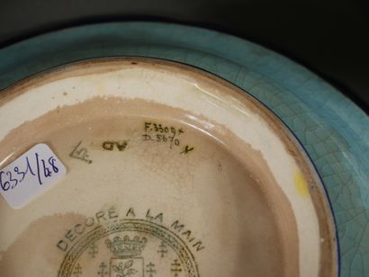 null Lot in earthenware of LONGWY :

- Soup plate in cloisonne earthenware, Diam:...