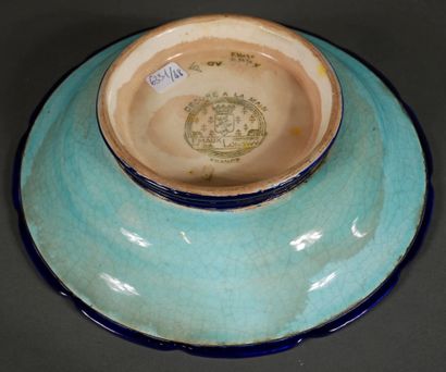 null Lot en faiënce de LONGWY :

- Assiette creuse en faîence cloisonnée, Diam :...