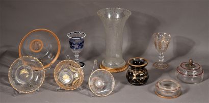 null Lot of vases, cups, glasses, glass candy boxes, opaline glass, gilded, enamelled...