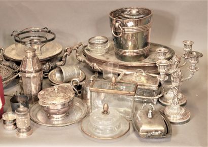 null *Lot of silver plated metal (worn)