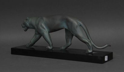 null Max le VERRIER (1891-1973)

Panther

Green patina bronze sculpture resting on...