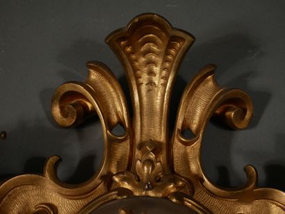 null Pair of bronze and frosted glass sconces decorated with a salamander in the...