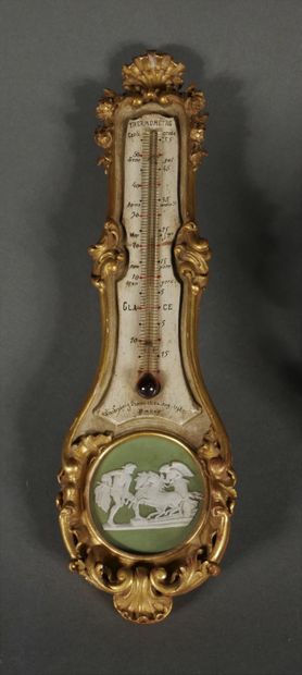 null 
*Lot :




- WANDENBERG Frères small thermometer in white lacquered wood, gilded...