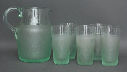 null DAUM Nancy

Orangeade service in transparent and frosted green crystal composed...