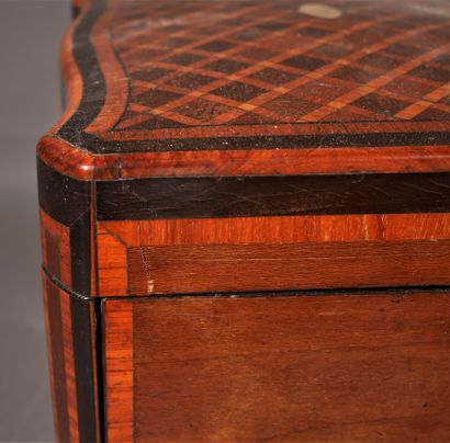  *Wooden veneer liquor cabinet inlaid with diamonds, Napoleon III period 
H : 26...