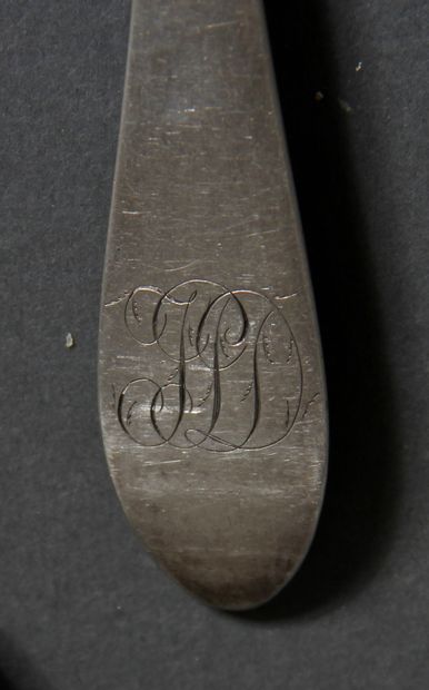 null Six cuillers de table en argent 800°/°°, chiffrées, travail belge 1831-1868,...