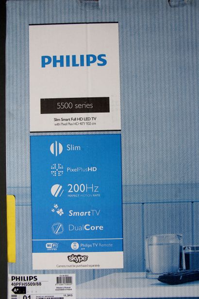 null PHILIPS

Téléviseur slim smart full HD led HD modèle 5500er, 102 cm.