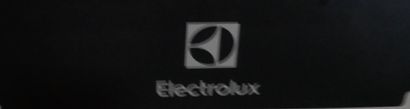  ELECTROLUX 
Four-gazinière 
H : 87 L : 60 P : 64 cm.