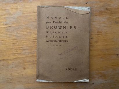 null KODAK

Appareil photo à soufflet modèle Brownie 2, avec son étui en cuir et...