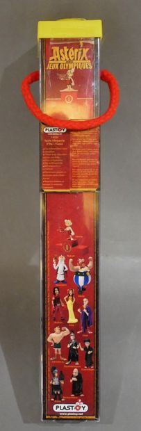null UDERZO - GOSCINNY

Promotional case with x4 magnifying cap for the movie "Asterix...