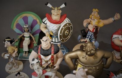 null UDERZO - GOSCINNY

Nice set of 90 figurines from the ATLAS series for Albert...