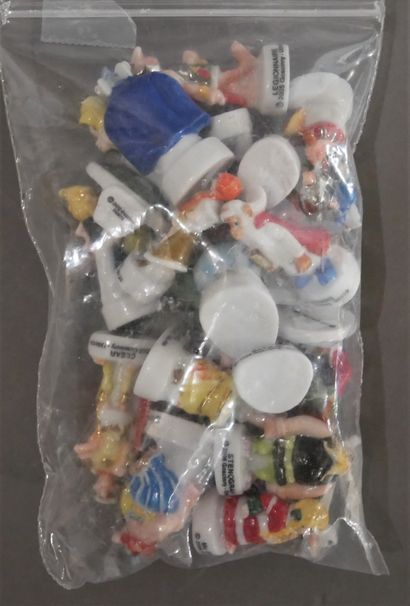 null UDERZO - GOSCINNY

Asterix beans - Plastic box of 10 squares with 30 pieces...