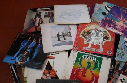 null Lot de vinyles dont classique, les Doors, Pink Floyd, Supertramp, Deutsch Gramophone...