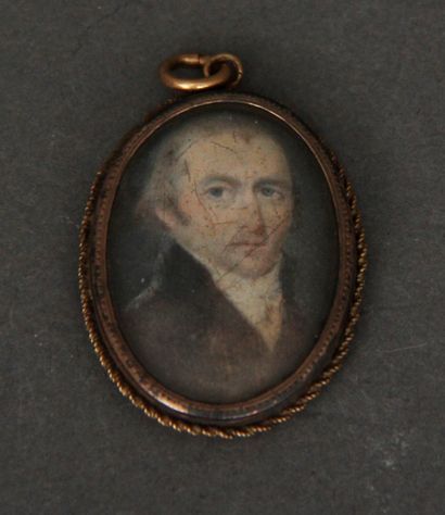 null Ecole du XIXème s.

- Portrait d'un homme

Miniature ovale montée en pendentif...