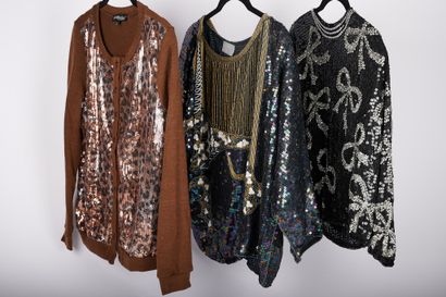 null MY COLLECTION - LLON - SWEELO

Lot composed of two sweaters and a glittery cardigan,...