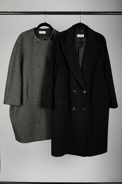 null Alberto BIANI

Lot of a 9/10 in wool caviar and a black wool overcoat tennis,...