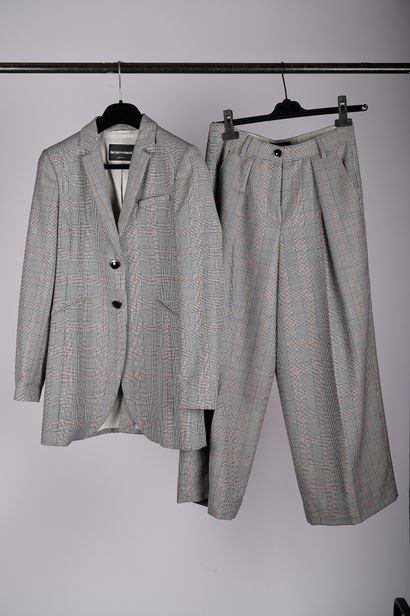 null Emporio ARMANI

Jacket and pants set in grey woolen check, S.40