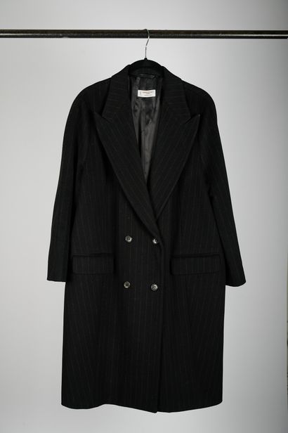 null Alberto BIANI

Lot of a 9/10 in wool caviar and a black wool overcoat tennis,...
