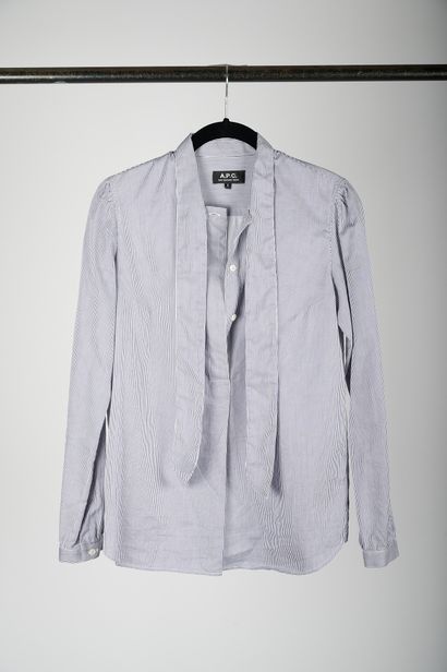 null APC - JOSEPH - Thomas MASON

Lot of six various shirts in cotton and silk, TS...