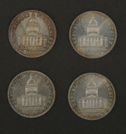 null Huit pièces de 100 FF en argent 1982